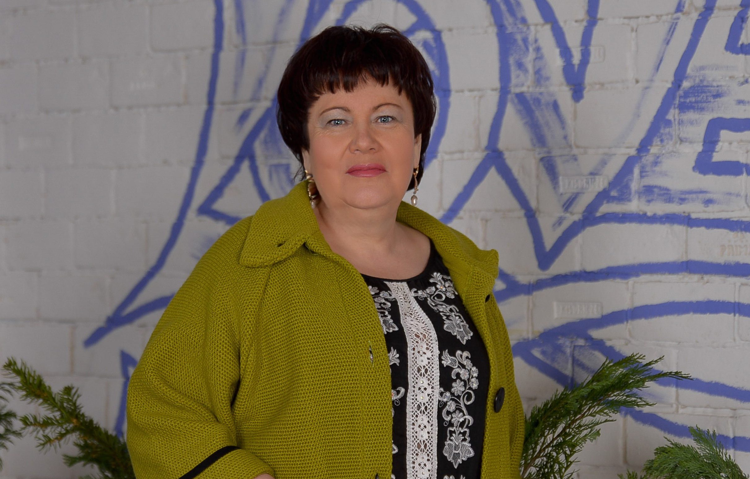 1 "Тепер за ними слідкуватимуть рівняни"- Крока подарувала місту алею скульптур