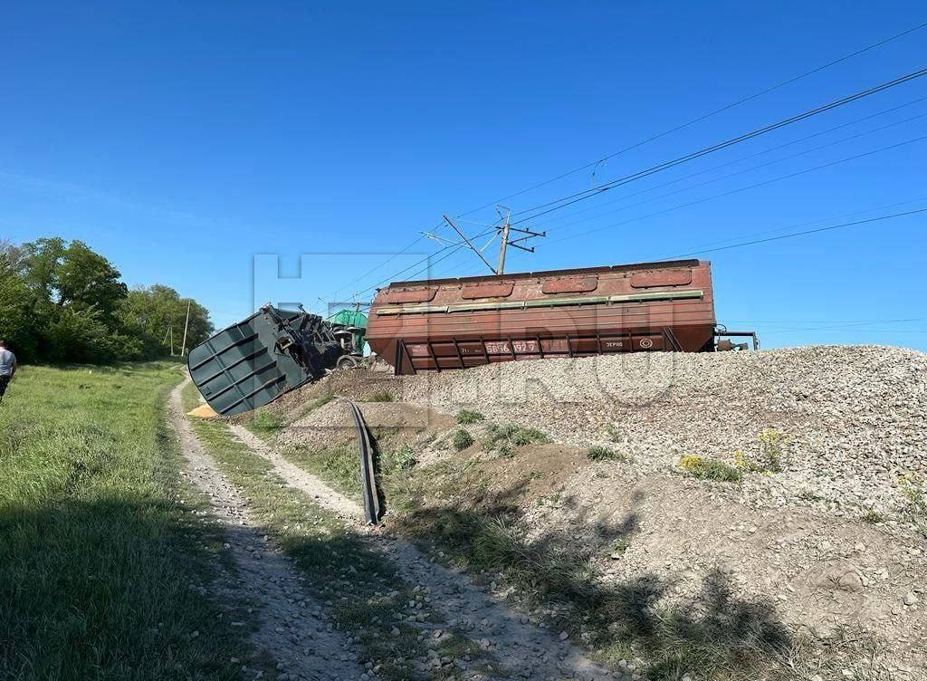 Українські партизани в Криму підірвали залізницю 0000