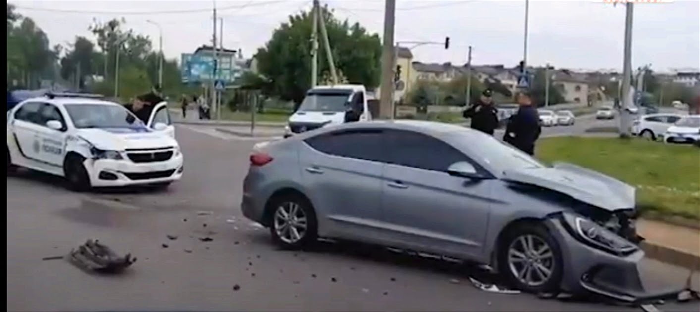 У Рівному “патрулька” потрапила в ДТП 0000