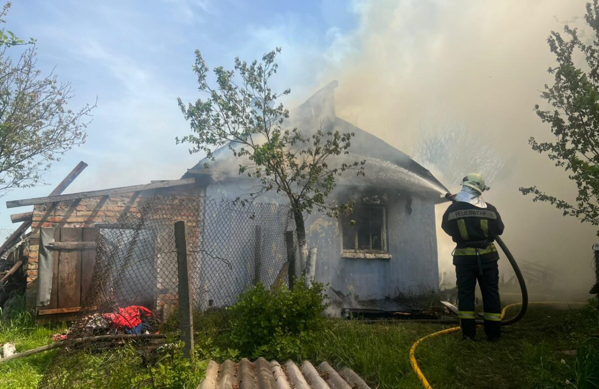 За неділю рятувальники Рівненщини ліквідували 9 пожеж і витягли потопельника