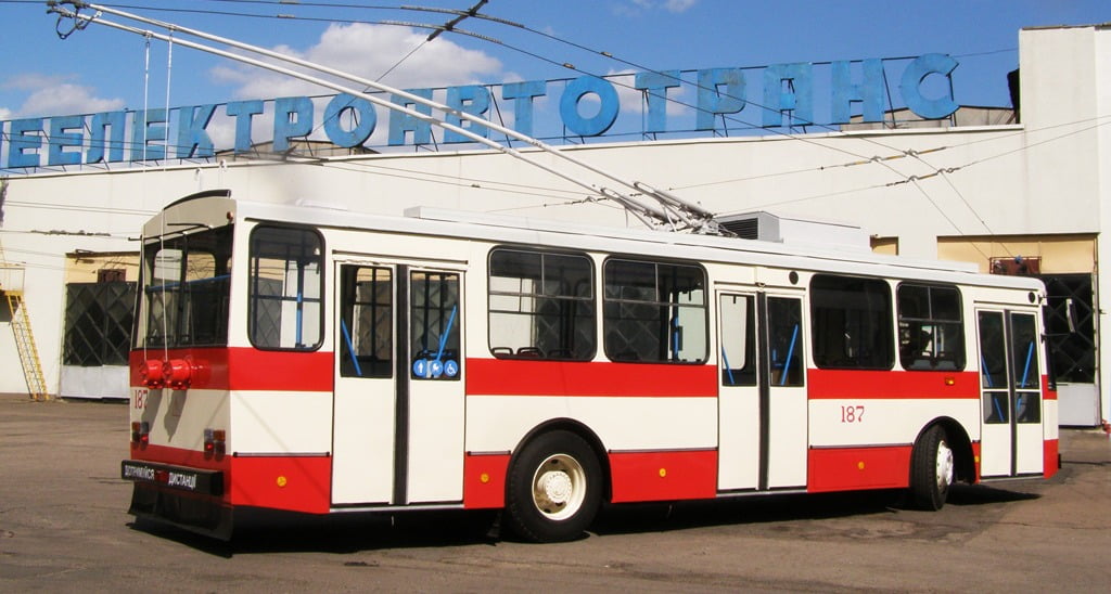 На вулиці Рівного повернуть 34-річний угорський тролейбус (+ФОТО)