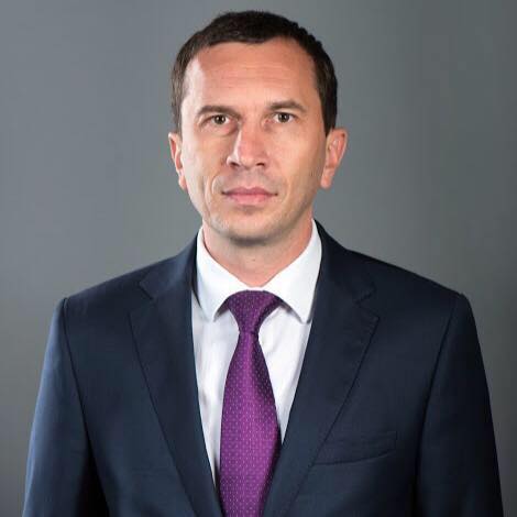 Сергій Володимирович Удовиченко, керівник Ради адвокатів Рівненської області, голова правління ГО, що отримала 300 тисяч гривень з бюджету Рівного