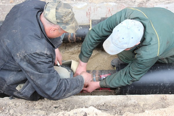 Рівнетеплоенерго нагадує власникам будинків про підготовку до зими 0000