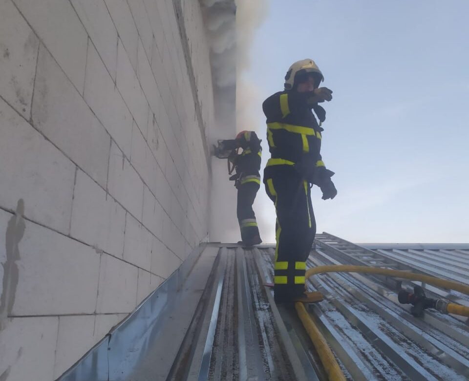 На Сарненщині зранку гасили дві пожежі