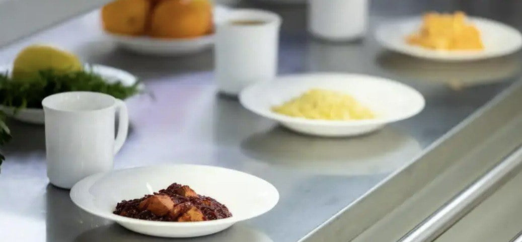 Переконали прокурори: Громада на Рівненщині забезпечить харчування дітей ВПО