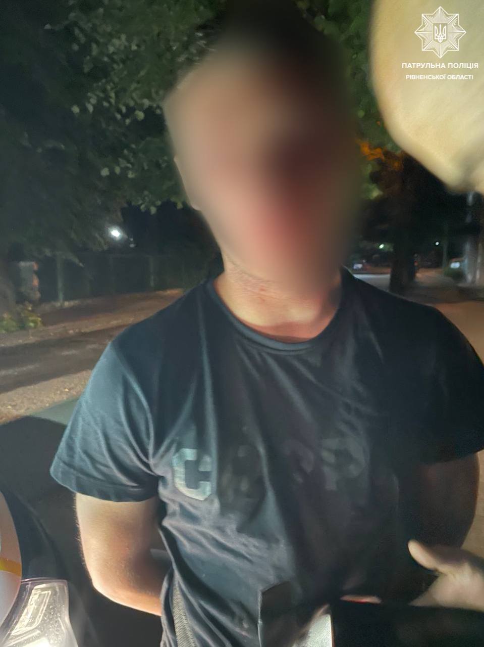 1 В Рівному затримали 3-х учасників масової бійки, у яких вилучили зброю (+ФОТО)