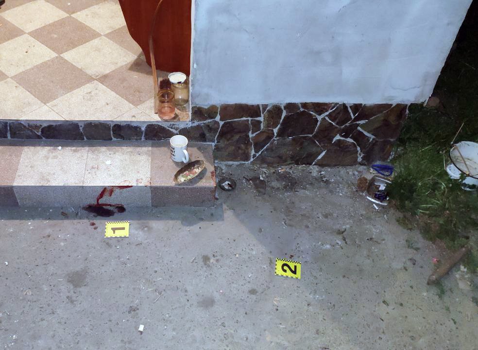 Побутова різанина-На Рівненщині чоловіка затримали за спробу вбивства