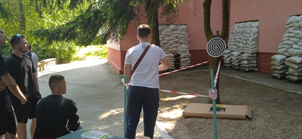 Рівненський Фаховий медколедж влаштував студентам креативне свято (ФОТО, ВІДЕО)