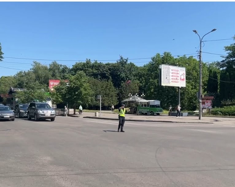 У центрі Рівного не працюють світлофори (ВІДЕО) 0000