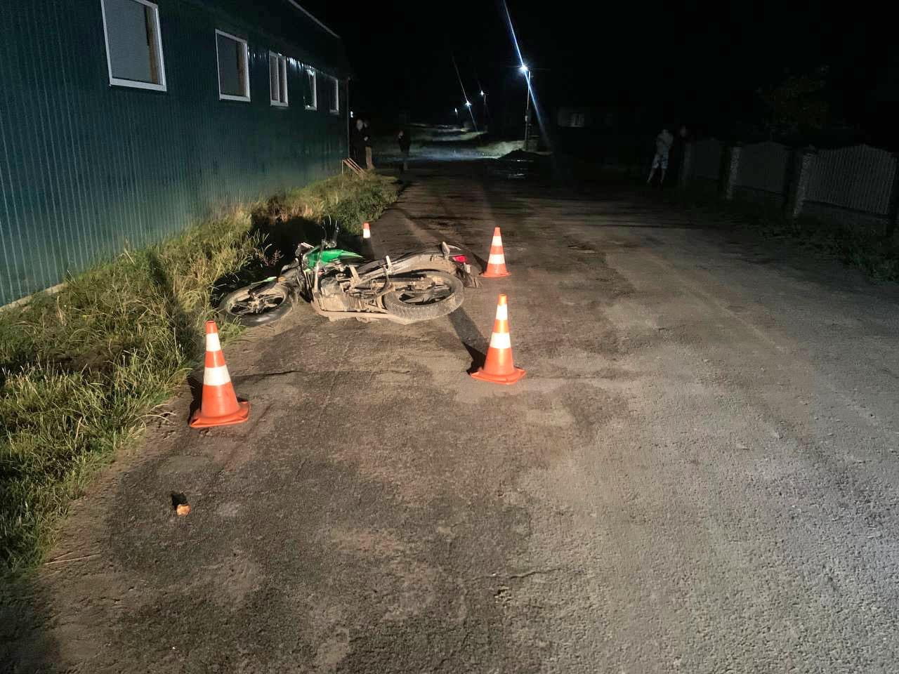 1 На Рівненщині неповнолітній мотоцикліст збив людину