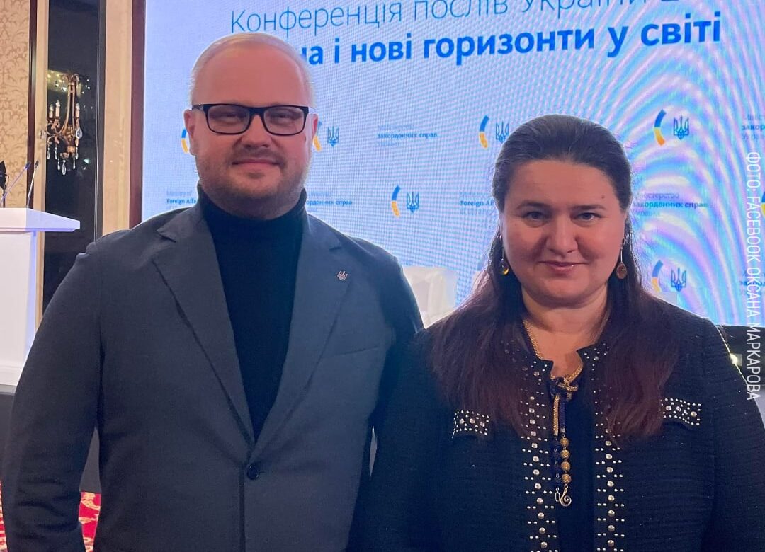 Одразу двох рівнян Зеленський призначив послами за сумісництвом