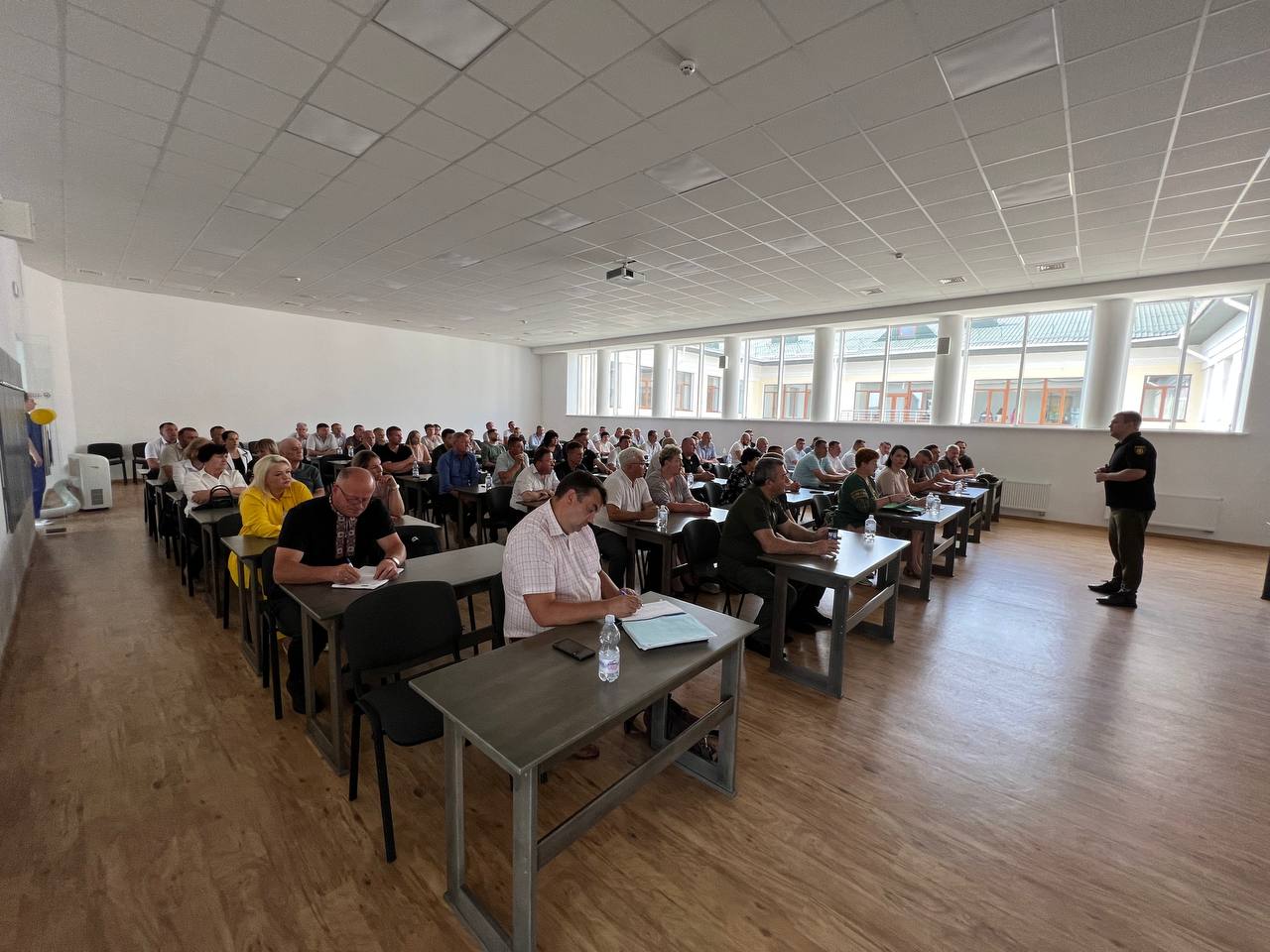 1 Коваль прозвітутвав куди витратив частину оборонних коштів Рівненщини