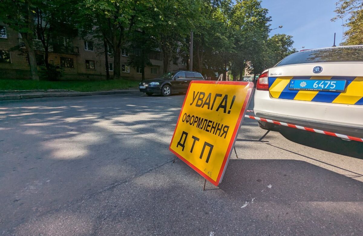 У Рівному жінка загинула під колесами вантажівки