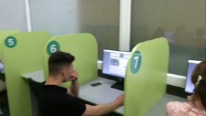 1 У Рівному презентували "прозорі іспити" на водійське посвідчення