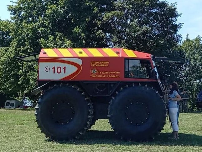 Понад 100 працівників ДСНС доєдналися до відпрацювань на Хрінницькому водосховищі