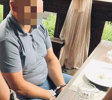 1 У Рівному в кав'ярні затримали поліцейського (+ФОТО)
