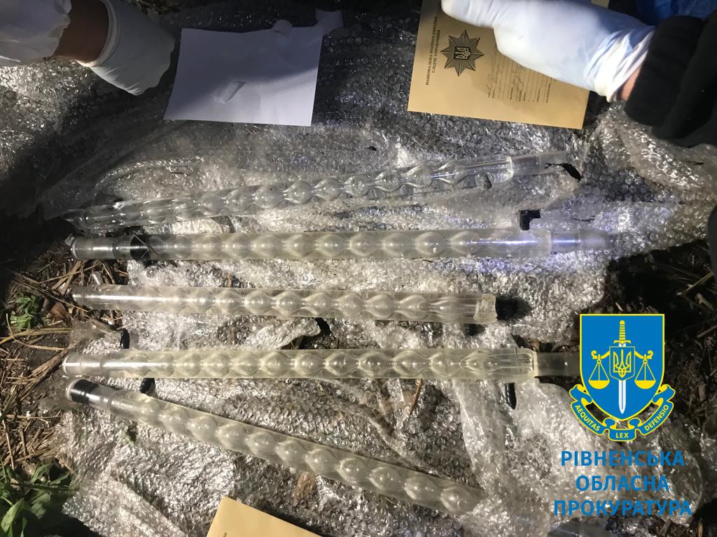 1 Суд лишив під вартою товаришів, що у лісі виготовляли амфетамін