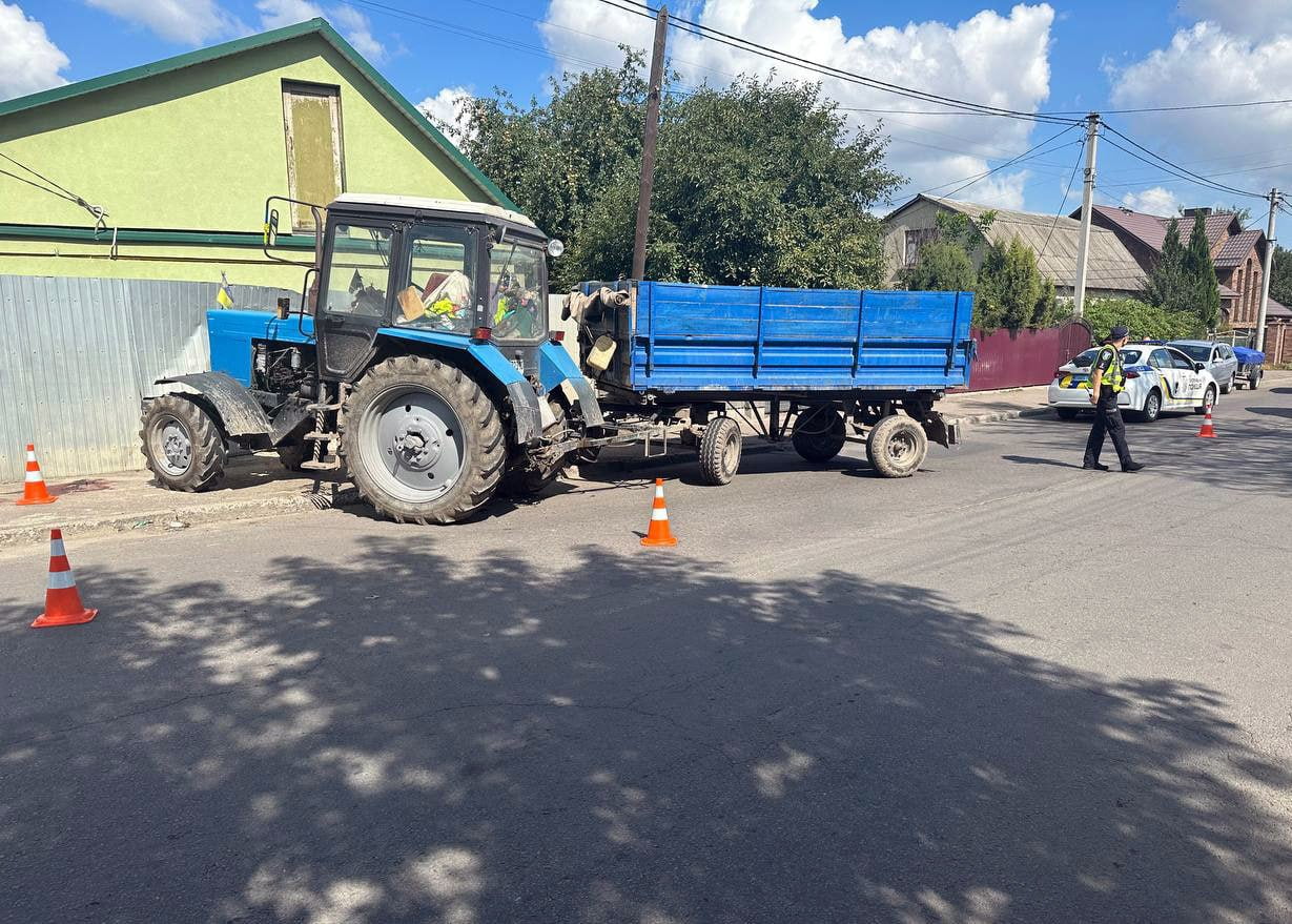 У Рівному трактор збив підлітка 0000