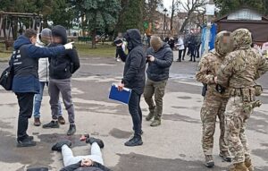 1 На Рівненщині судитимуть двох 21-річних вимагачів