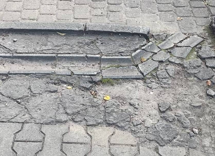 Зруйновані тротуари Рівного: Хто повинен нести відповідальність