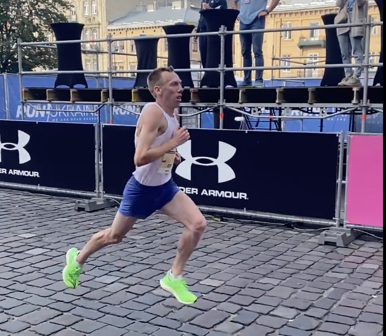 Рівнянин пробіг 21 км і виграв срібло