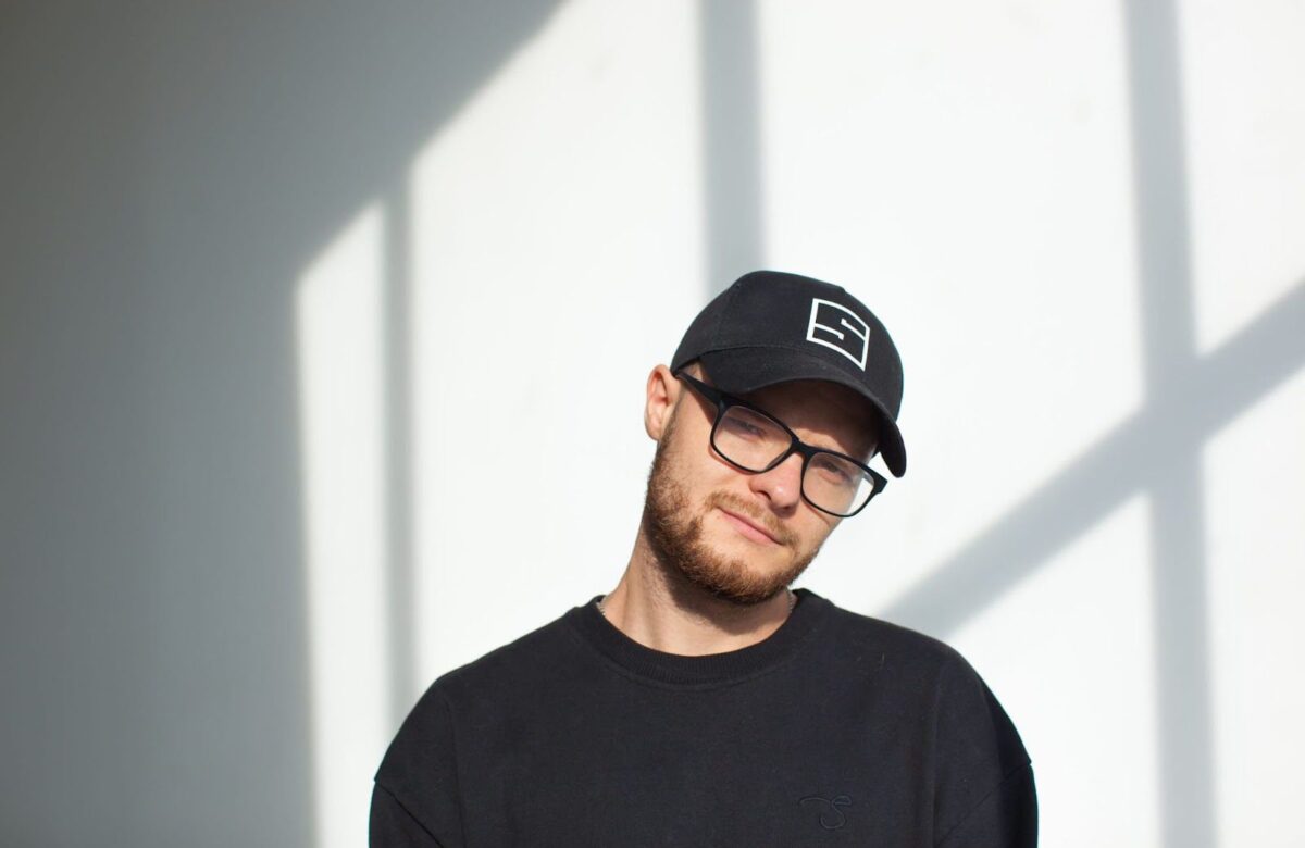 Здолбунівський репер Skofka зібрав на концерті понад 100 тисяч гривень на фури для ЗСУ