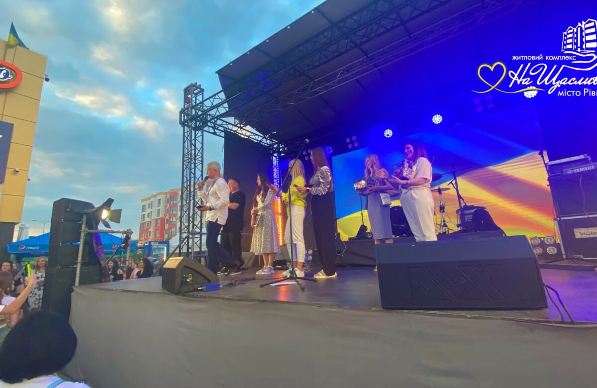 У Рівному виступить з благодійним концертом рок-гурт «Kozak System»