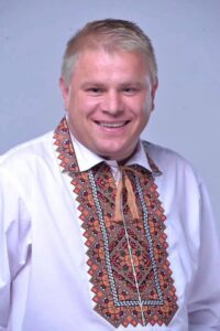 1 Нардеп від Рівненщини, якого підозрюють у несплаті 100 мільйонів гривень податків, хоче окремий вихідний для подяки Богові