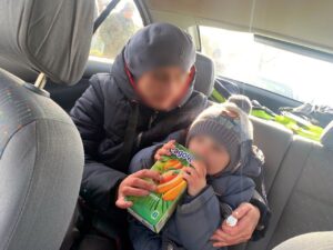 Ночували у лісовому масиві: На Рівненщині розшукали зниклих матір та дворічну дитини