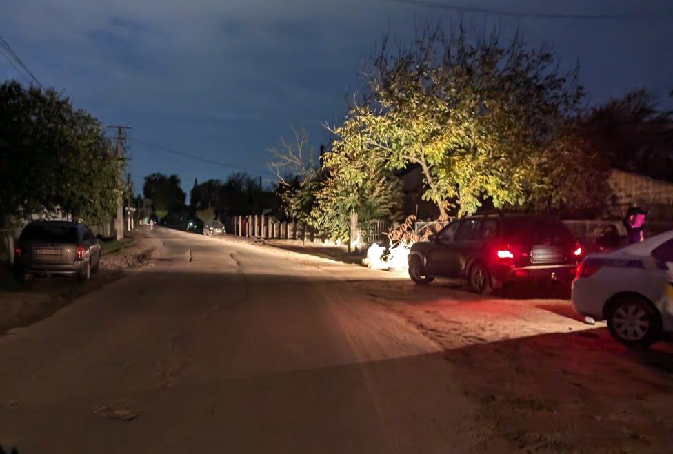 На Рівненщині під колеса автомобіля потрапив восьмирічний на самокаті