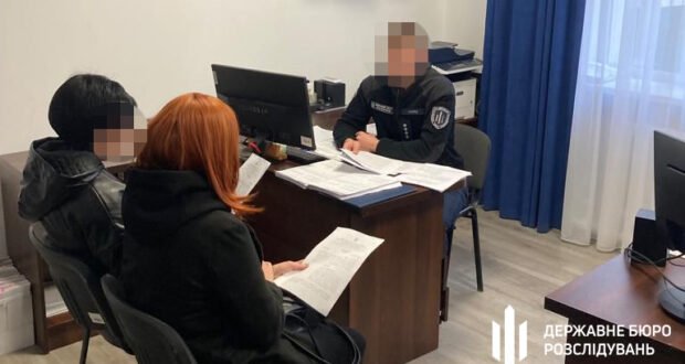 На Рівненщині дружина і донька посадовця військової частини отримали 2 мільйони гривень за те, що ходили по салонах 0000