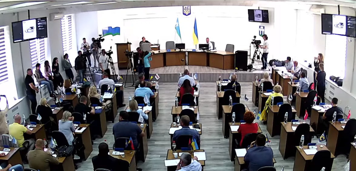 Рівне купує першу партію дизельних автобусів за 65 мільйонів - Демонстрація на сесії Рівнеради 26 вересня 2023 року