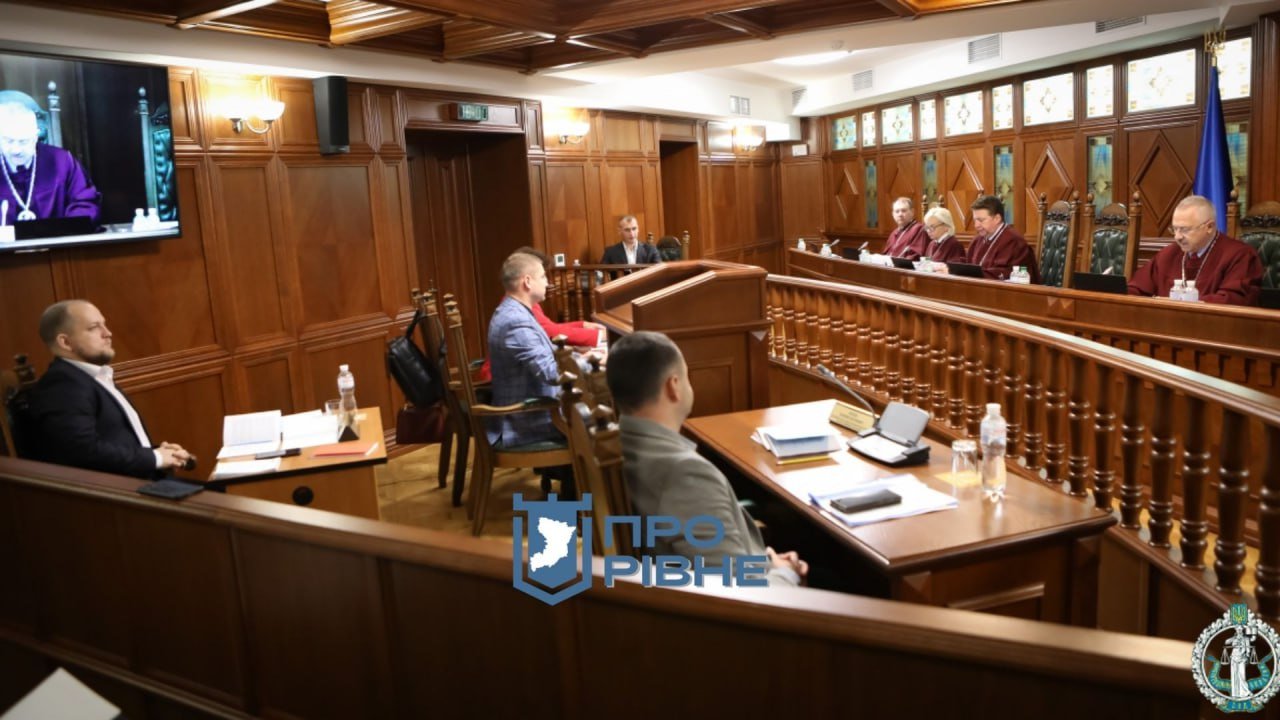 1 Ексмер Рівного Олександр Третяк знову доповідав у Суді