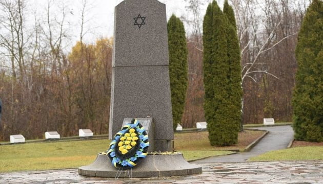 Роковини масової страти євреїв: 82 роки трагедії в Рівному 0000