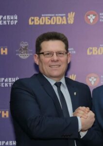 1 На Рівненщині директор дитячого спецзакладу побив підлеглу (ВІДЕО)