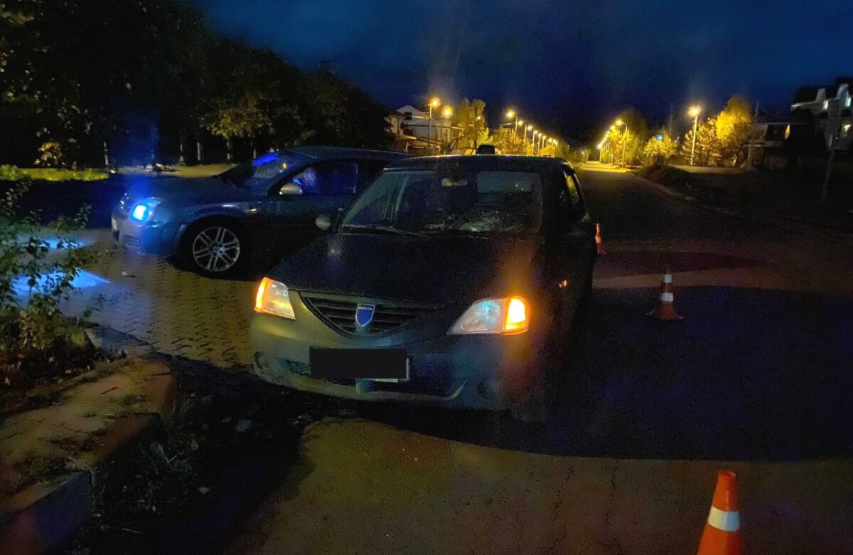 Під колеса автівки в Рівному потрапила жінка з трирічною дитиною (ФОТО)