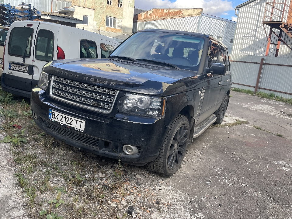 1 У Рівному на державному аукціоні продають арештований позашляховик