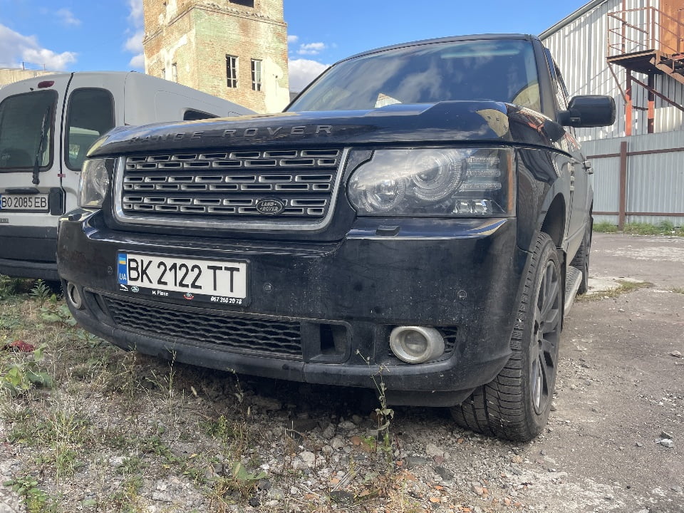 У Рівному на державному аукціоні продають арештований позашляховик