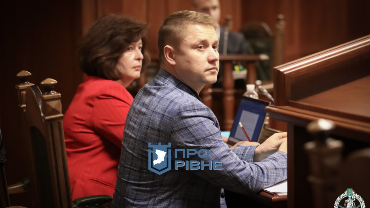 Ексмер Рівного Олександр Третяк знову доповідав у Суді 0000