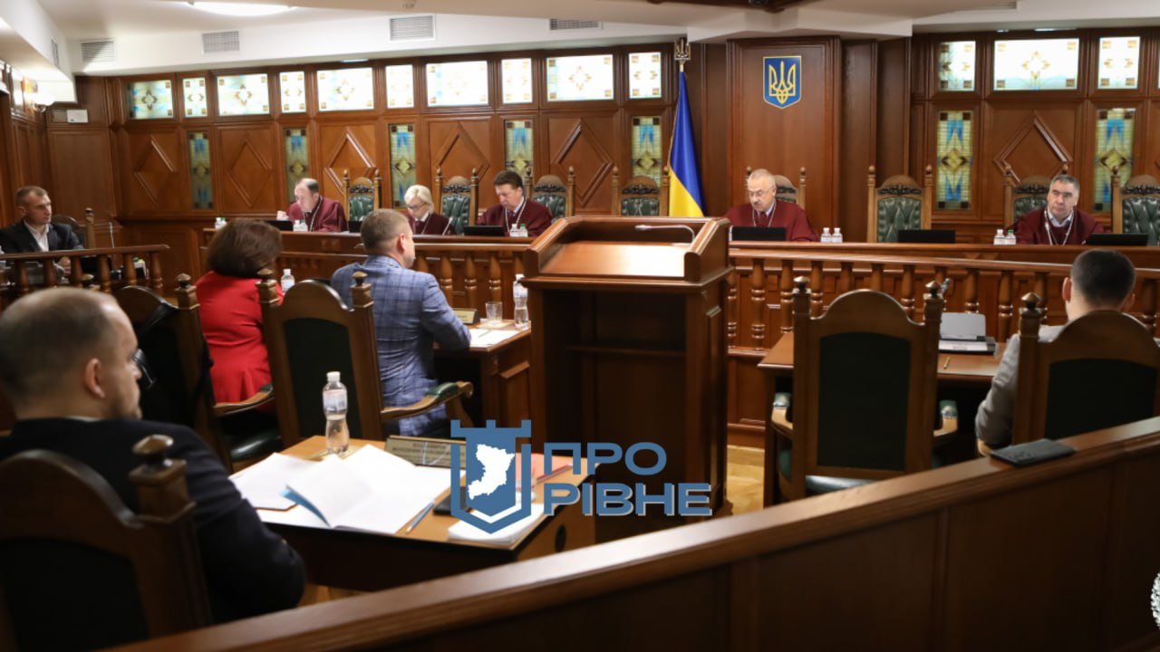 1 Ексмер Рівного Олександр Третяк знову доповідав у Суді