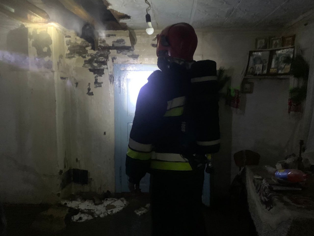 На Рівненщині горів житловий будинок 0000