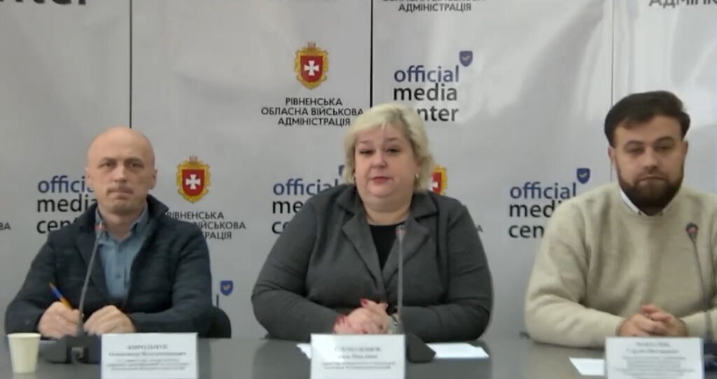 1 Відомо скільки на Рівненщині офіційно волонтерів