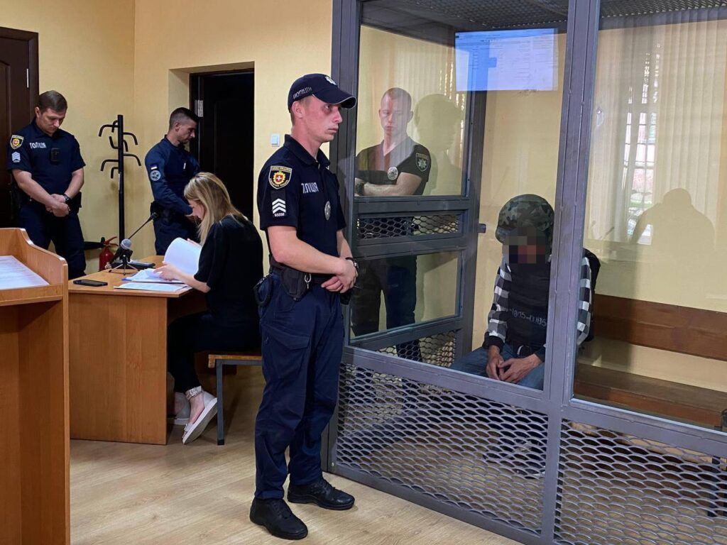 1 За розбій, зґвалтування і вбивство рівнянки рецидивісту із Запоріжжя загрожує довічне