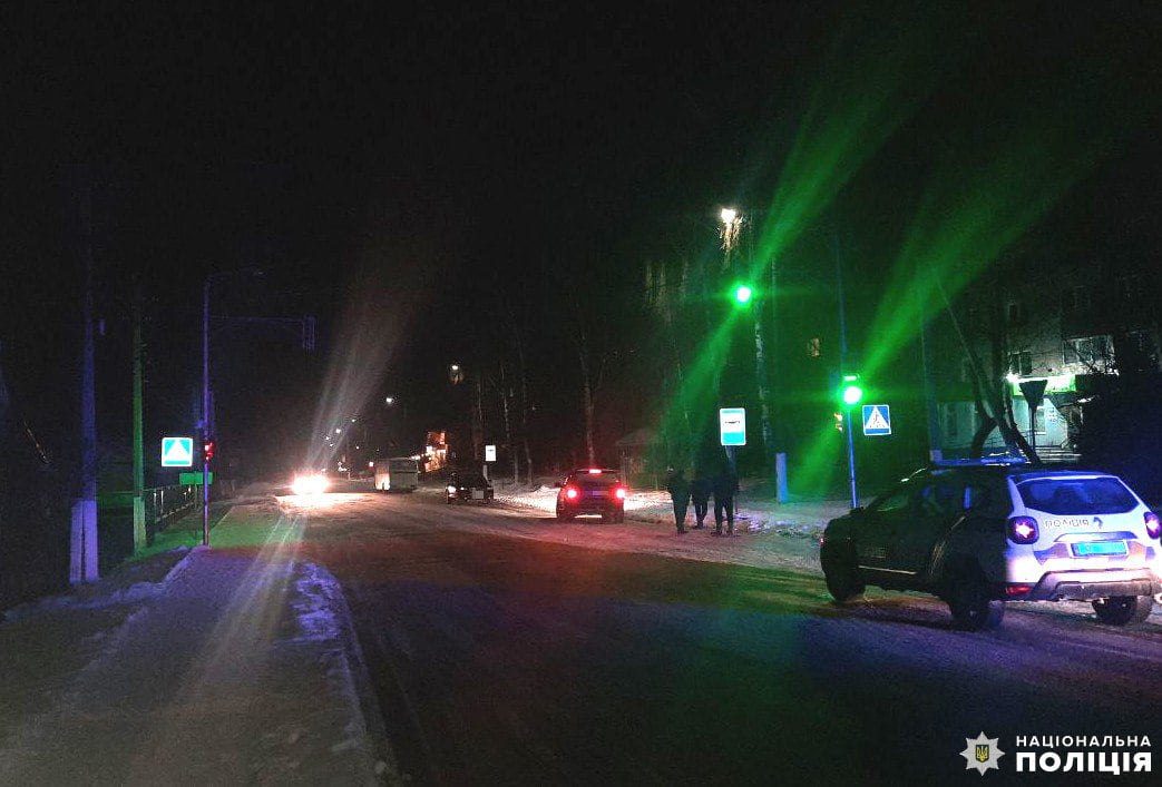 На Рівненщині 11-річна потрапила під колеса маршрутки