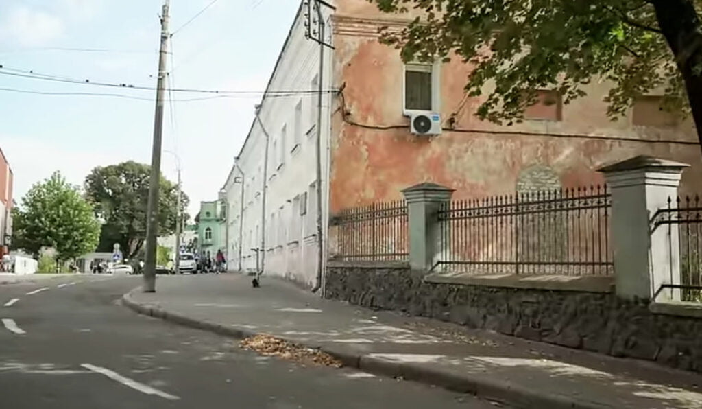 1 Відомий український сценарист і продюсер розповів куди зник головний палац Рівного