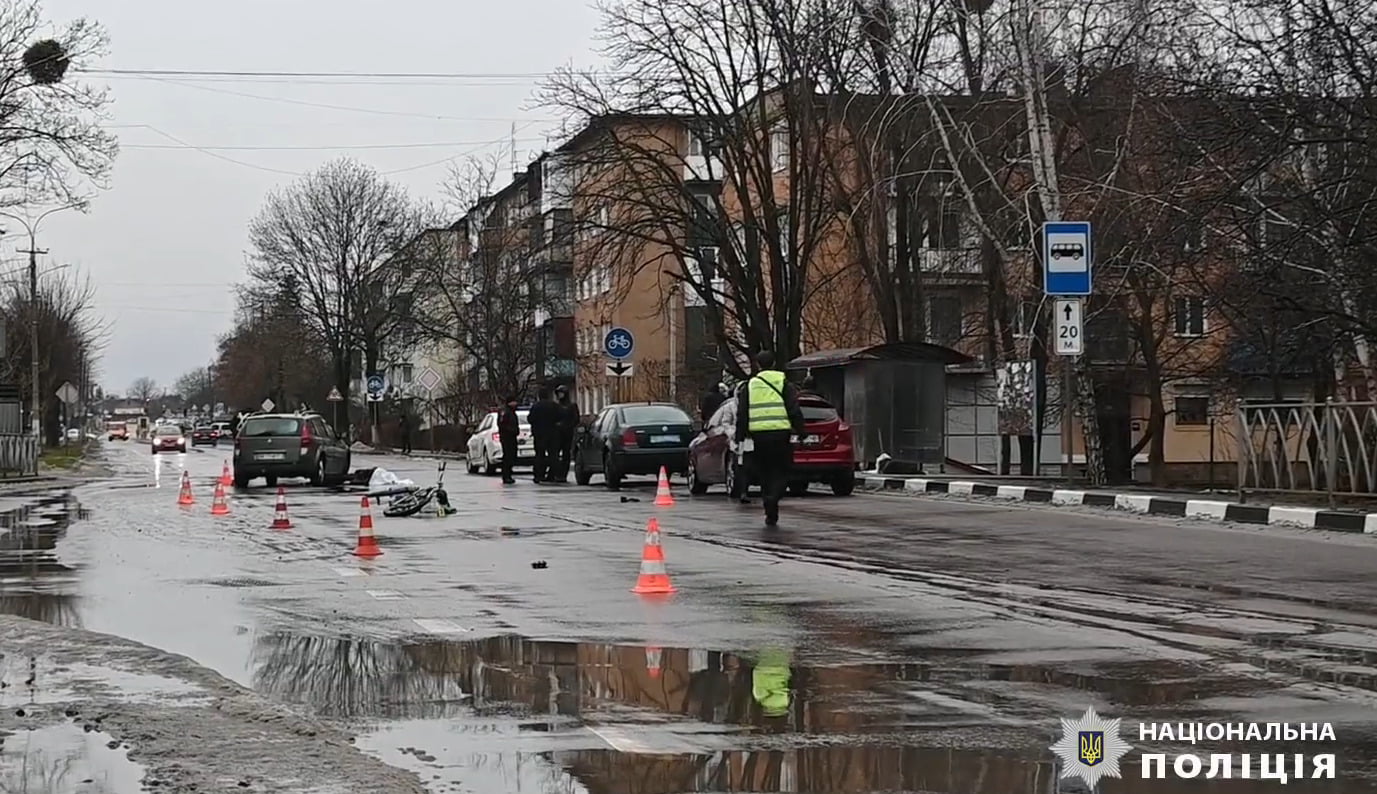 “Трудовику”, який насмерть збив велосипедистку біля Рівного, загрожує до 10 років тюрми 0000