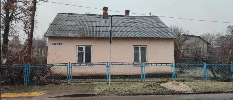 У Здолбунові міська рада здає в оренду будинок
