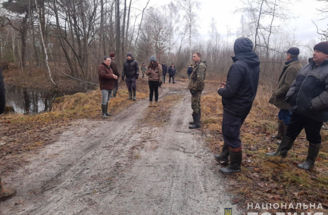 1 У лісах на межі з Рівненщиною третій день розшукують 17-річну волинянку (ФОТО)