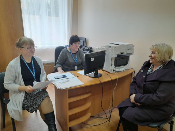 1 У Рівному італієць доводив, що одружився з кохання