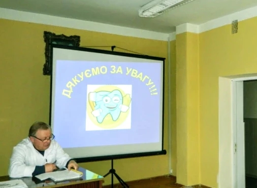 1 Стало відоме ім'я головного лікаря поліклініки Рівного, якого підозрюють в крадіжці бюджету
